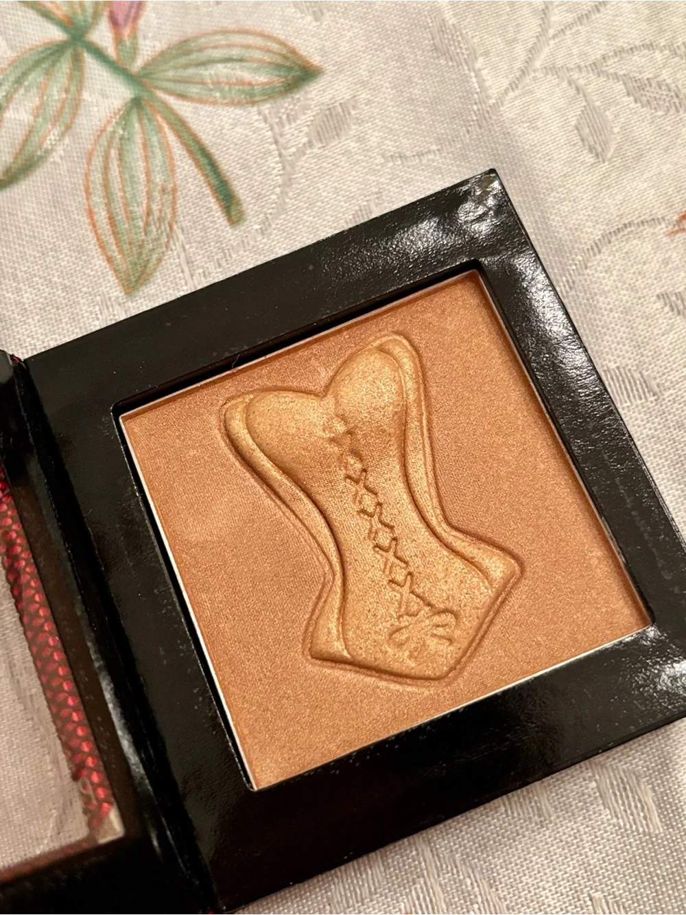 Physicians Formula Sexy Booster Sexy Glow Bronzer Shimmery Compact Discontinued